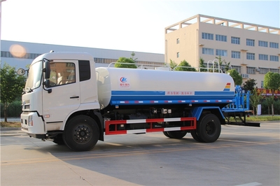 凱馬5噸灑水車價格及國外灑水車與洗掃車型號對比